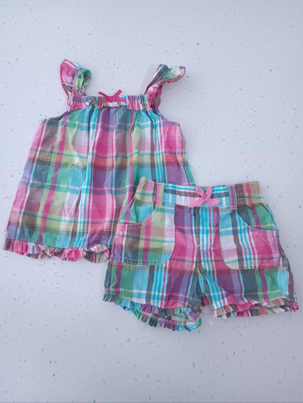 Vintage Osh Kosh Girls' Colorful Gingham Sleeveless Top and Shorts Set Size 3T